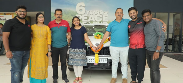 ತಂದೆಯ ಕನಸಿನ ಕಾರನ್ನು ಸರ್ಪ್ರೈಸ್ ಗಿಫ್ಟ್ ಆಗಿ ನೀಡಿದ ಮಗ