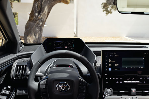 ಹೊಸ bZ4X ಎಲೆಕ್ಟ್ರಿಕ್ ಕಾರನ್ನು ಅನಾವರಣಗೊಳಿಸಿದ Toyota