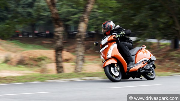ಹೊಸ ಫೀಚರ್ಸ್, ಬಲಿಷ್ಠ ಎಂಜಿನ್ ಆಯ್ಕೆ ಹೊಂದಿರುವ TVS Jupiter 125 ಸ್ಕೂಟರ್ ಬಿಡುಗಡೆ