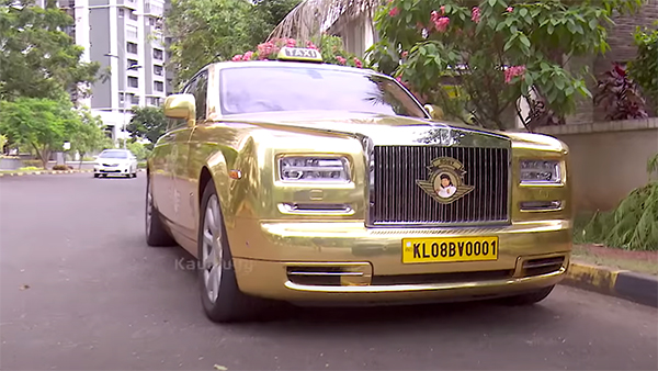 ಮತ್ತೊಂದು ಐಷಾರಾಮಿ ಕಾರು ಖರೀದಿಸಿದ ಉದ್ಯಮಿ ಬಾಬಿ ಚೆಮ್ಮನೂರ್