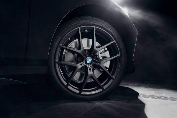 ಭಾರತದಲ್ಲಿ ಹೊಸ BMW 220i Black Shadow Edition ಬಿಡುಗಡೆ