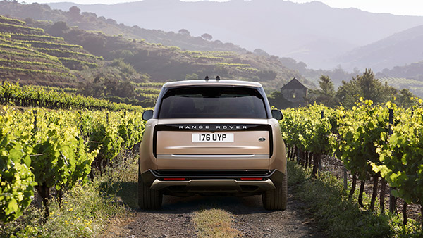 ಭಾರತದಲ್ಲಿ ಬಿಡುಗಡೆಯಾಗಲಿದೆ ನ್ಯೂ ಜನರೇಷನ್ Range Rover ಎಸ್ಯುವಿ