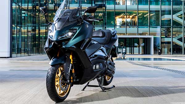 ಸ್ಪೋರ್ಟಿ ಲುಕ್ನಲ್ಲಿ ಅನಾವರಣಗೊಂಡ 2022ರ Yamaha TMax ಸ್ಕೂಟರ್