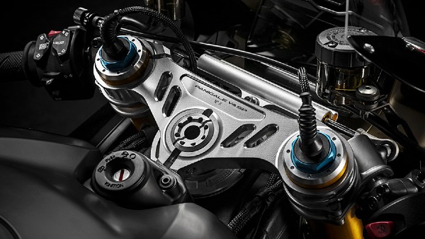 ದೇಶಿಯ ಮಾರುಕಟ್ಟೆಯಲ್ಲಿ ಹೊಸ Panigale V4 SP ಸೂಪರ್ಬೈಕ್ ಬಿಡುಗಡೆಗೊಳಿಸಿದ Ducati