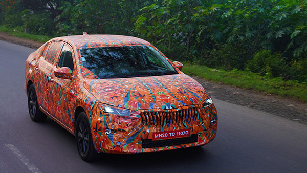 ಸ್ಲಾವಿಯಾ ಸೆಡಾನ್ ಕಾರಿನ ಮೊದಲ ಇಂಟಿರಿಯರ್ ಚಿತ್ರ ಹಂಚಿಕೊಂಡ ಸ್ಕೋಡಾ ಇಂಡಿಯಾ