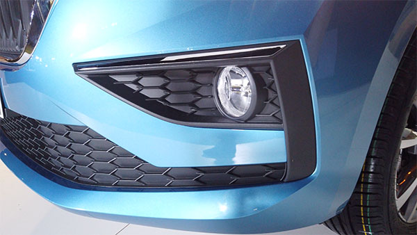 ಅತ್ಯಾಧುನಿಕ ಫೀಚರ್ಸ್, ಆಕರ್ಷಕ ವಿನ್ಯಾಸದ Skoda Slavia ಕಾರಿನ ಫಸ್ಟ್ ಲುಕ್ ರಿವ್ಯೂ
