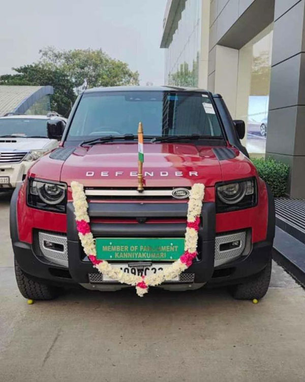 ದುಬಾರಿ ಬೆಲೆಯ Land Rover Defender ಎಸ್ಯುವಿ ಖರೀದಿಸಿದ ಸಂಸದ ವಿಜಯ್ ವಸಂತ್