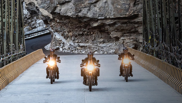 ಜಪಾನ್ನಲ್ಲಿ ಬಿಡುಗಡೆಗೊಂಡ ಮೇಡ್ ಇನ್ ಇಂಡಿಯಾ Royal Enfield Himalayan ಬೈಕ್