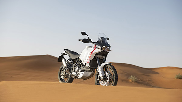 ಆಕರ್ಷಕ ವಿನ್ಯಾಸದಲ್ಲಿ ಅನಾವರಣಗೊಂಡ ಹೊಸ Ducati DesertX ಬೈಕ್