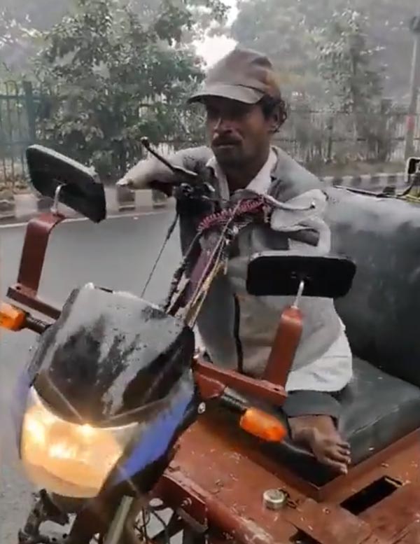 ವಿಶೇಷ ಚೇತನ ವ್ಯಕ್ತಿಗೆ ಕೆಲಸದ ಆಫರ್ ನೀಡಿದ ಆನಂದ್ ಮಹೀಂದ್ರಾ