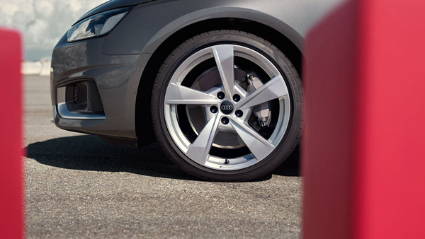 ಭಾರತದಲ್ಲಿ ಹೊಸ Audi A4 Premium ವೆರಿಯೆಂಟ್ ಬಿಡುಗಡೆ