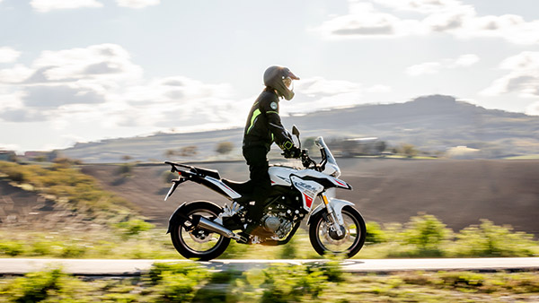 ಕೈಗೆಟುಕುವ ದರದಲ್ಲಿ ಬಿಡುಗಡೆಯಾಗಲಿರುವ Benelli TRK 251 ಬೈಕ್ ಖರೀದಿಗೆ ಬುಕ್ಕಿಂಗ್ ಪ್ರಾರಂಭ