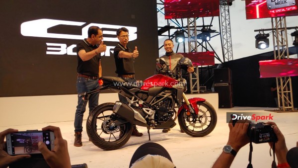 ಇಂಡಿಯನ್ ಬೈಕ್ ವೀಕ್ 2021: ಬಿಎಸ್6 Honda CB300R ಬೈಕ್ ಅನಾವರಣ