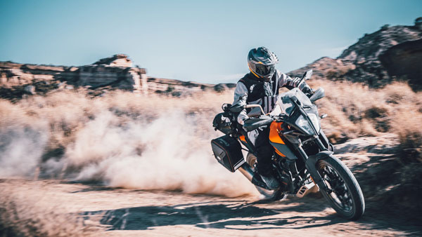 ನಮ್ಮ ಬೆಂಗಳೂರಿನಲ್ಲಿ ಹೊಸ ಮೈಲಿಗಲ್ಲು ಸೃಷ್ಟಿಸಿದ KTM 390 Adventure ಬೈಕ್