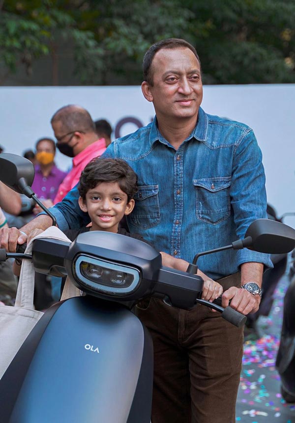 ವಿವಿಧ ನಗರಗಳಲ್ಲಿ ಎಲೆಕ್ಟ್ರಿಕ್ ಸ್ಕೂಟರ್ ವಿತರಣೆಯನ್ನು ಹೆಚ್ಚಿಸಿದ ಓಲಾ ಎಲೆಕ್ಟ್ರಿಕ್