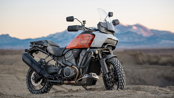 ಹೊಸ ನವೀಕರಣಗಳೊಂದಿಗೆ ಅನಾವರಣಗೊಂಡ 2022ರ Harley Davidson Pan America 1250 ಬೈಕ್