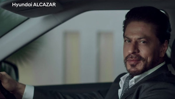 Hyundai Alcazar ಟಿವಿಸಿ: ಭಾರತ ಮಹಿಳಾ ಕ್ರಿಕೆಟ್ ತಂಡದ ಸ್ಟಾರ್ ಆಟಗಾರ್ತಿಯರ ಜೊತೆ ಕಾಣಿಸಿಕೊಂಡ ಶಾರುಖ್ ಖಾನ್
