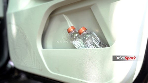ಹೆಚ್ಚಿನ ಮೈಲೇಜ್, ಆಕರ್ಷಕ ವಿನ್ಯಾಸದ Tata Tiago i-CNG ರಿವ್ಯೂ