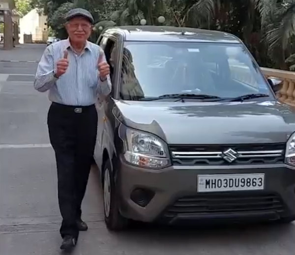83ನೇ ವಯಸ್ಸಿನಲ್ಲಿ ಹೊಸ ಕಾರು ಖರೀದಿಸಿ ಕನಸು ಈಡೇರಿಸಿಕೊಂಡ ವೃದ್ಧ