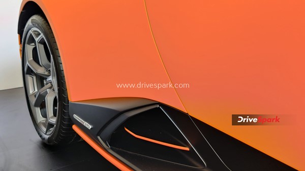 ಭಾರತದಲ್ಲಿ ಹೊಸ Lamborghini Huracan EVO Fluo Capsule ಕಾರು ಬಿಡುಗಡೆ