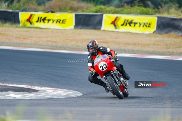 ರಾಯಲ್ ಎನ್ಫೀಲ್ಡ್ ಕಾಂಟಿನೆಂಟಲ್ GT-R650 & GT ಕಪ್: ಮತ್ತೆ ಬಂದಿದೆ ರಾಯಲ್ ಎನ್ಫೀಲ್ಡ್ ರೆಟ್ರೊ ರೇಸಿಂಗ್