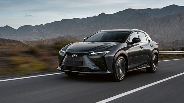 ಸಿಂಗಲ್ ಚಾರ್ಜ್ನಲ್ಲಿ 450 ಕಿ.ಮೀ ಮೈಲೇಜ್ ನೀಡುವ Lexus RZ ಎಲೆಕ್ಟ್ರಿಕ್ SUV ಬಹಿರಂಗ