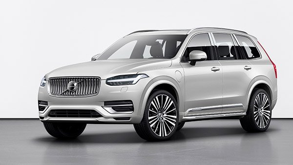 ವೋಲ್ವೋ xc40 ಕಾರನ್ನು ಖರೀಸಿದ RRR ಸಿನಿಮಾ ನಿರ್ದೇಶಕ ಎಸ್ಎಸ್ ರಾಜಮೌಳಿ