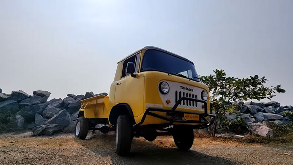 ಆಕರ್ಷಕವಾಗಿ ಮಾಡಿಫೈಗೊಂಡು ವಿಂಟೇಜ್ ಲುಕ್ನಲ್ಲಿ ಮಿಂಚುತ್ತಿದೆ ಹಳೆಯ ಮಹೀಂದ್ರಾ FJ-460 DX ಪಿಕ್ಅಪ್ ಟ್ರಕ್