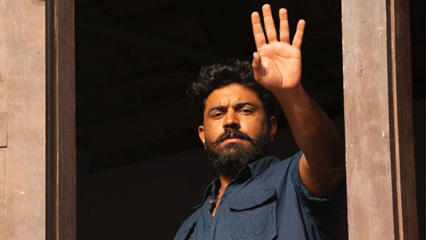 ಐಷಾರಾಮಿ ಟೊಯೊಟಾ ವೆಲ್ಫೈರ್ ಕಾರು ಖರೀದಿಸಿದ 'ಪ್ರೇಮಂ' ಖ್ಯಾತಿಯ ನಟ ನಿವೀನ್ ಪೌಲಿ
