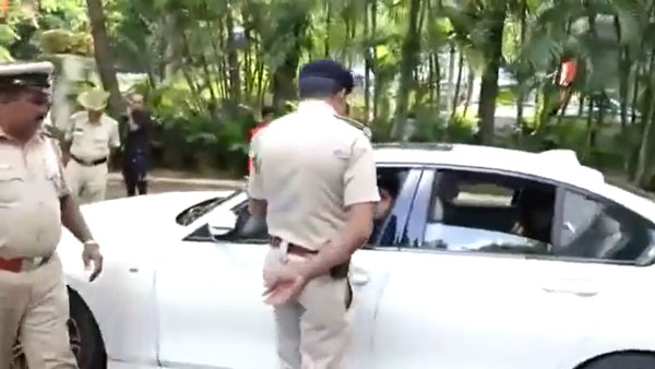 ಟ್ರಾಫಿಕ್ ಪೊಲೀಸರೊಂದಿಗೆ ಶಾಸಕ ಲಿಂಬಾವಳಿ ಪುತ್ರಿ ಕಿರಿಕ್: ನಿಯಮ ಉಲ್ಲಂಘಿಸಿದ್ದಲ್ಲದೇ ದಬ್ಬಾಳಿಕೆ