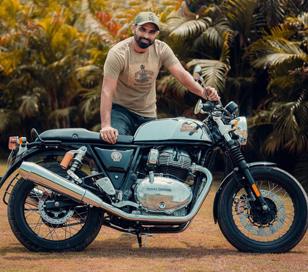ಹೊಸ ರಾಯಲ್ ಎನ್ಫೀಲ್ಡ್ ಬೈಕ್ ಖರೀದಿಸಿದ ಕ್ರಿಕೆಟಿಗ ಮೊಹಮ್ಮದ್ ಶಮಿ