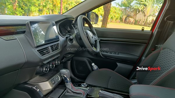 ಆಕರ್ಷಕ ವಿನ್ಯಾಸದ 2022ರ ರೆನಾಲ್ಟ್ ಕಿಗರ್ ಕಾರಿನ ರಿವ್ಯೂ
