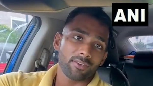 ಆರ್ಥಿಕ ಬಿಕ್ಕಟ್ಟು: ಪೆಟ್ರೋಲ್ಗಾಗಿ 2 ದಿನ ಕ್ಯೂನಲ್ಲಿ ನಿಂತ ಶ್ರೀಲಂಕಾ ಕ್ರಿಕೆಟಿಗ ಚಮಿಕಾ ಕರುಣಾರತ್ನೆ
