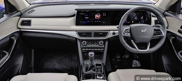 ADAS ತಂತ್ರಜ್ಞಾನ ಪರೀಕ್ಷಿಸಲು XUV 700 ನಲ್ಲಿ ಸ್ಟೀರಿಂಗ್ ಬಿಟ್ಟು ಜೂಜಾಡಿದ ಚಾಲಕ: ವಿಡಿಯೋ ವೈರಲ್