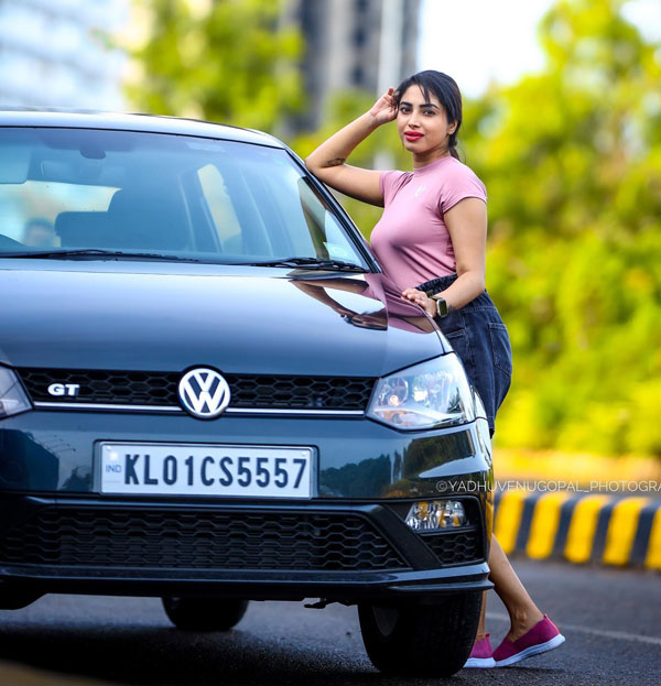 ಎಷ್ಟೇ ದುಬಾರಿ ಕಾರು ಖರೀದಿಸಿದರೂ ನಿನ್ನ ಕಾರಿಗಿಂತ ನೀನೇ ಚಂದ: ಅಭಿಮಾನಿಗಳ ಕಮೆಂಟ್ಸ್ಗೆ ನಟಿ ಫಿದಾ