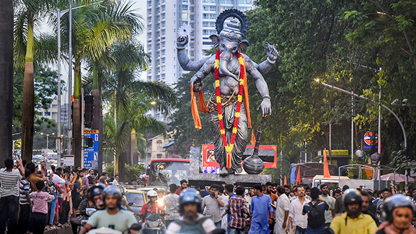 ಗಣೇಶನ ಮೂರ್ತಿ ಮೆರವಣಿಗೆಗೆ ಪ್ರತ್ಯೇಕ ಪಥವನ್ನು ಏರ್ಪಡಿಸಲು ಸಾರ್ಕಾರ ಆದೇಶ