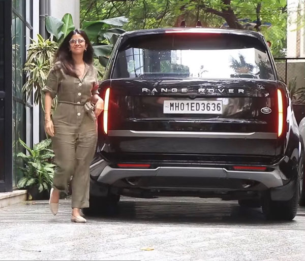 5ನೇ ತಲೆಮಾರಿನ ಲ್ಯಾಂಡ್ ರೋವರ್ ರೇಂಜ್ ರೋವರ್ ಕಾರು ಖರೀದಿಸಿದ ಬಾಲಿವುಡ್ ಬೆಡಗಿ