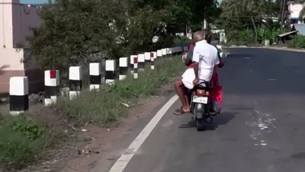 ಪತಿಯನ್ನು ಹಿಂದೆ ಕೂರಿಸಿಕೊಂಡು ಟಿವಿಎಸ್ XL ನಲ್ಲಿ ವೃದ್ಧ ದಂಪತಿಯ ಸವಾರಿ