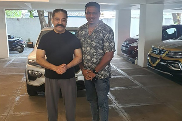 68ರ ವಯಸ್ಸಿನಲ್ಲೂ ಬಾಡಿ ಟ್ರಾನ್ಸ್ಫಾರ್ಮ್ ಮಾಡಿಸಿದ ಟ್ರೈನರ್ಗೆ ಕಾರು ಗಿಫ್ಟ್ ನೀಡಿದ ನಟ ಕಮಲ್ ಹಾಸನ್