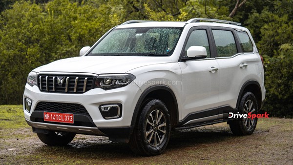 ರೂ. 15 ಲಕ್ಷದಿಂದ ರೂ.20 ಲಕ್ಷ ಬಜೆಟ್ನಲ್ಲಿ ಖರೀದಿಸಬಹುದಾದ ಅತ್ಯುತ್ತಮ 7 ಸೀಟರ್ ಎಸ್ಯುವಿಗಳಿವು!