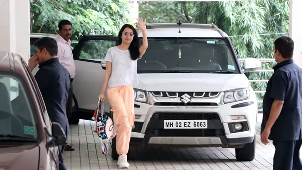 ಕೋಟಿಗಟ್ಟಲೇ ಸಂಪಾದನೆಯಿದ್ರು ಮಾರುತಿ ಬ್ರೆಝಾ ಅಂದ್ರೆ ಇಷ್ಟ: ಹಳೆಯ ಬ್ರೆಝಾದಲ್ಲಿ ಕಾಣಿಸಿಕೊಂಡ ನಟಿ