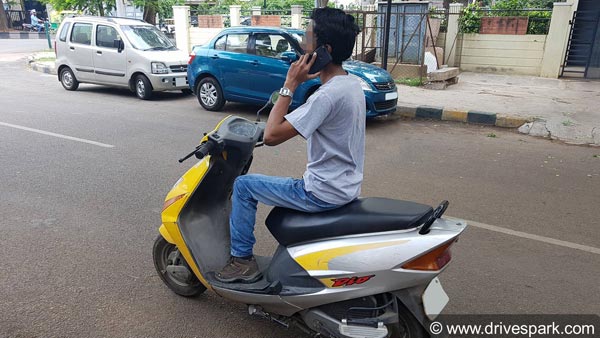 ಬೈಕ್ ಡ್ರೈವ್ ಮಾಡುತ್ತಾ ಬ್ಲೂಟೂತ್ ಬಳಸಿದ್ರೆ 3 ತಿಂಗಳು ಲೈಸೆನ್ಸ್ ರದ್ದು