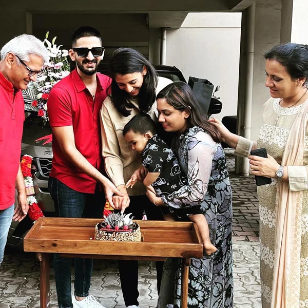 ಐಷಾರಾಮಿ ಕಾರು ಖರೀದಿಸಿದ ಭಾರತದ ಸ್ಟಾರ್ ಮಹಿಳಾ ಆಟಗಾರ್ತಿ ಸ್ಮೃತಿ ಮಂಧನಾ