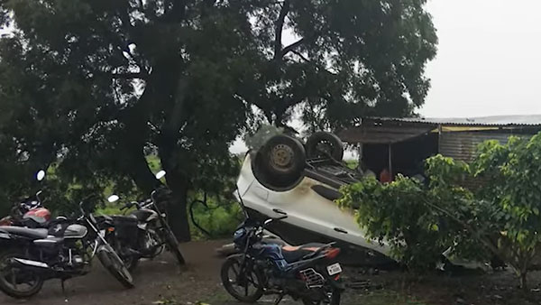 ಭೀಕರ ಅಪಘಾತ: ಕಾರು ಸಂಪೂರ್ಣ ಹಾನಿಯಾದ್ರು ಪ್ರಯಾಣಿಕರು ಸೇಫ್...ಟಾಟಾ ಕಾರಿಗೆ ಪ್ರಶಂಸೆ