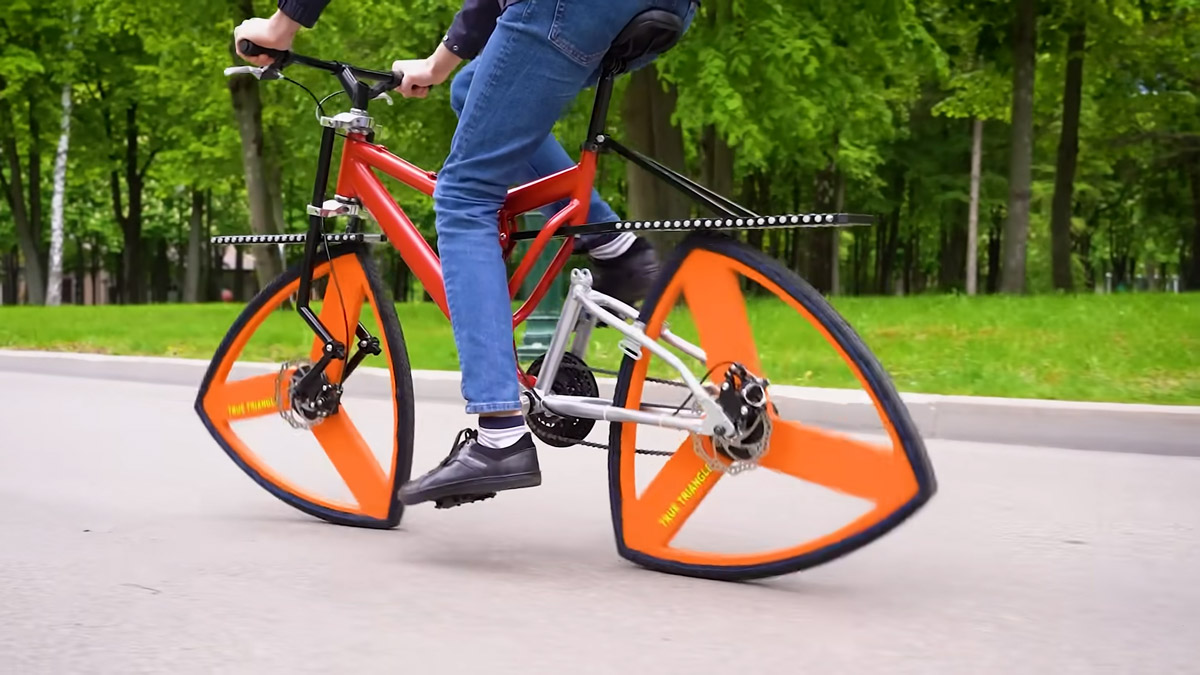 Triangle Wheel Bicycle: ಇದನ್ನು ತುಳಿಯುವುದಾದ್ರು ಹೇಗೆ? ಯ್ಯೂಟ್ಯೂಬರ್ ಸಾಧನೆಗೆ ...